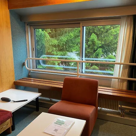 Aparthotel Solaria, Albare, 1400 *